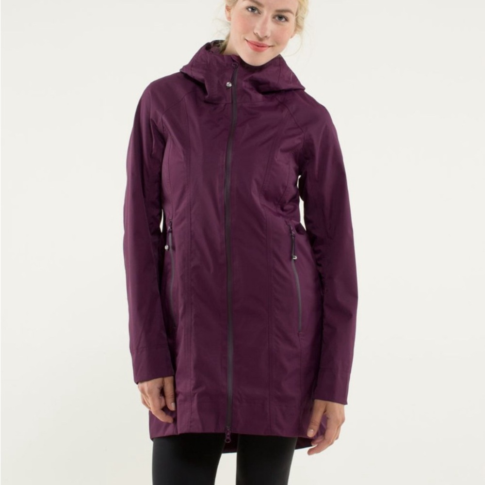 Lululemon Right as Rain Jacket Plum Size 6